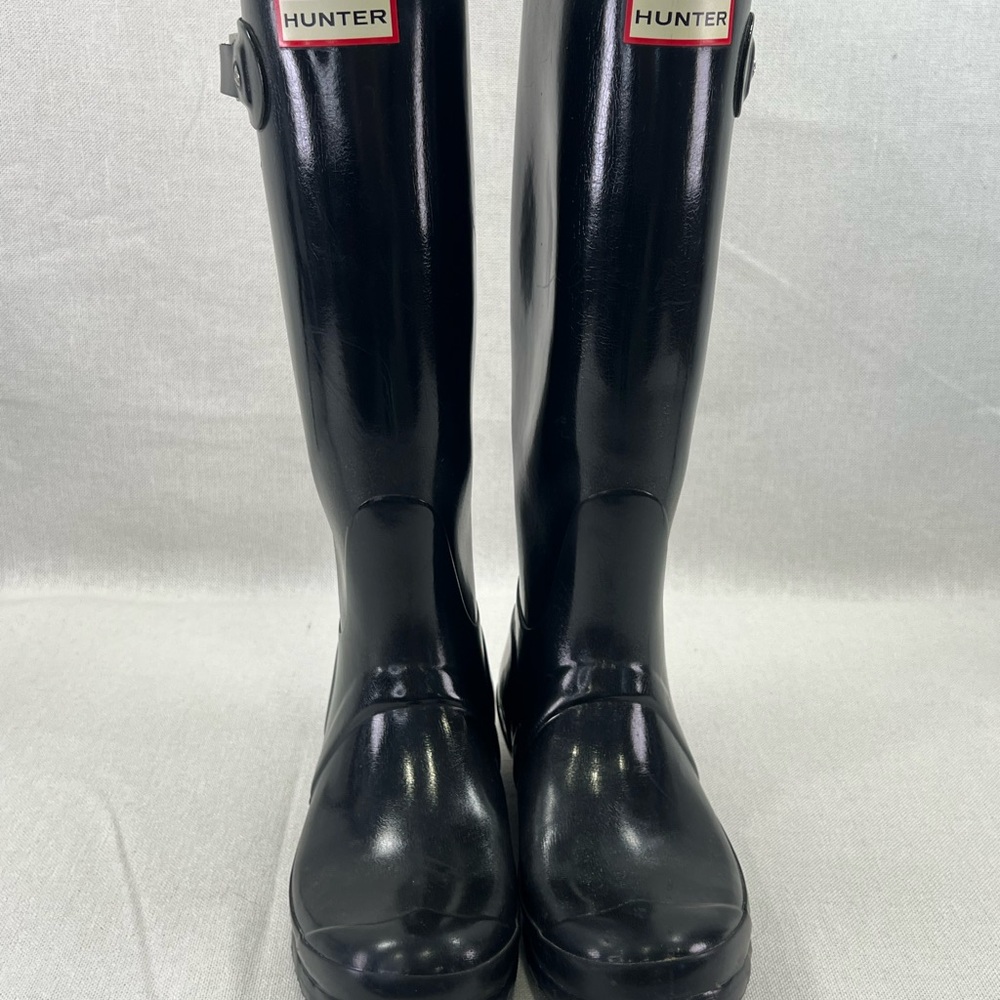 Hunter Women's Original Tall Black Gloss Rain Boots with fleece inserts, size 7
